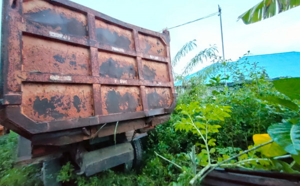 MITSUBISHI FUSO FN 527 ML (6×4) M/T