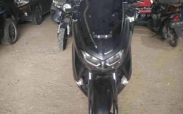 YAMAHA NMAX