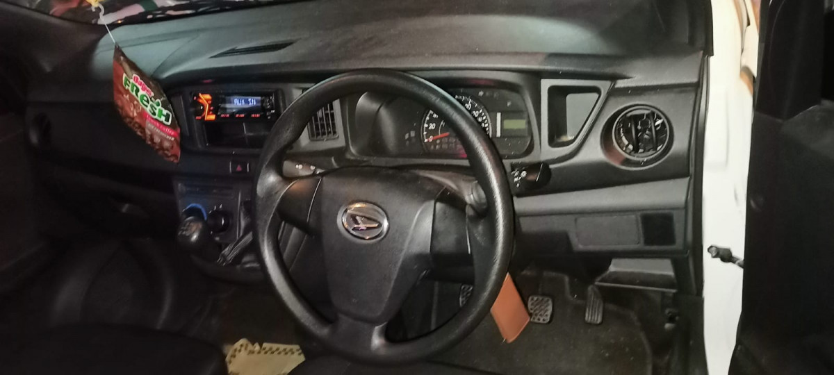 DAIHATSU SIGRA D