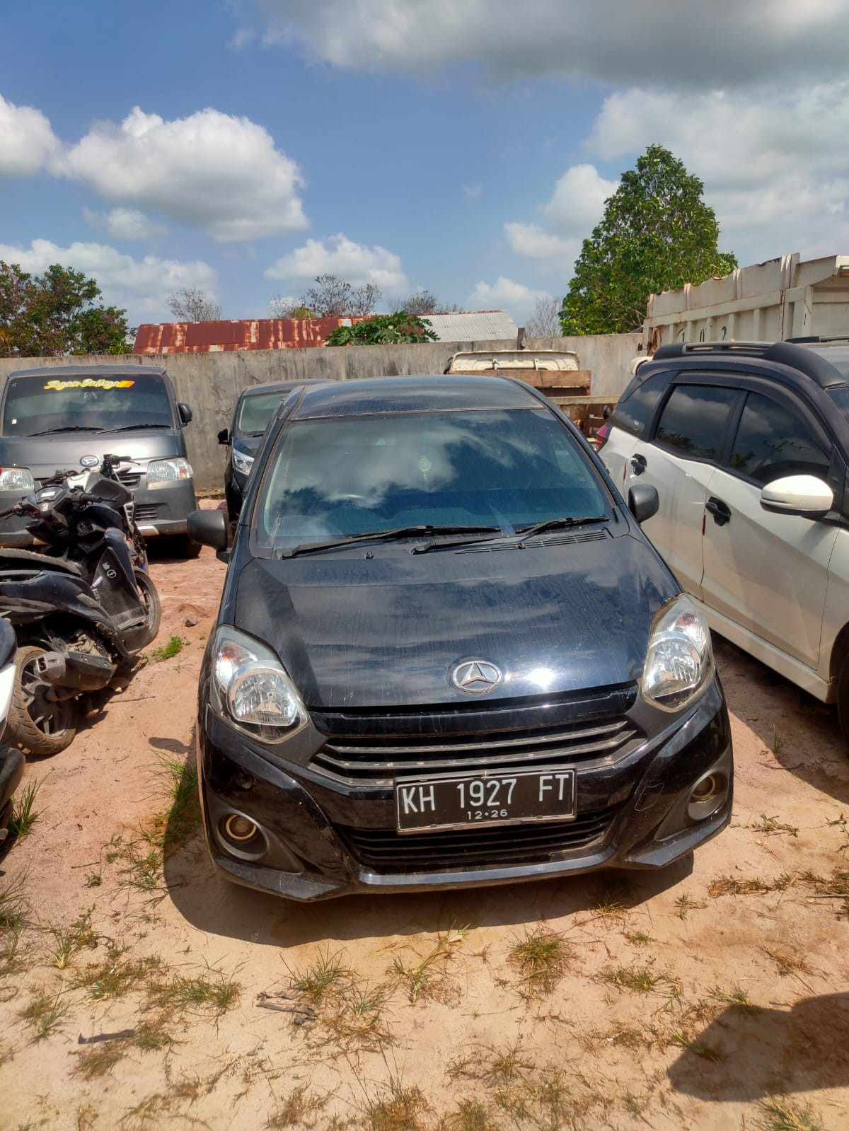DAIHATSU AYLA 1.0D