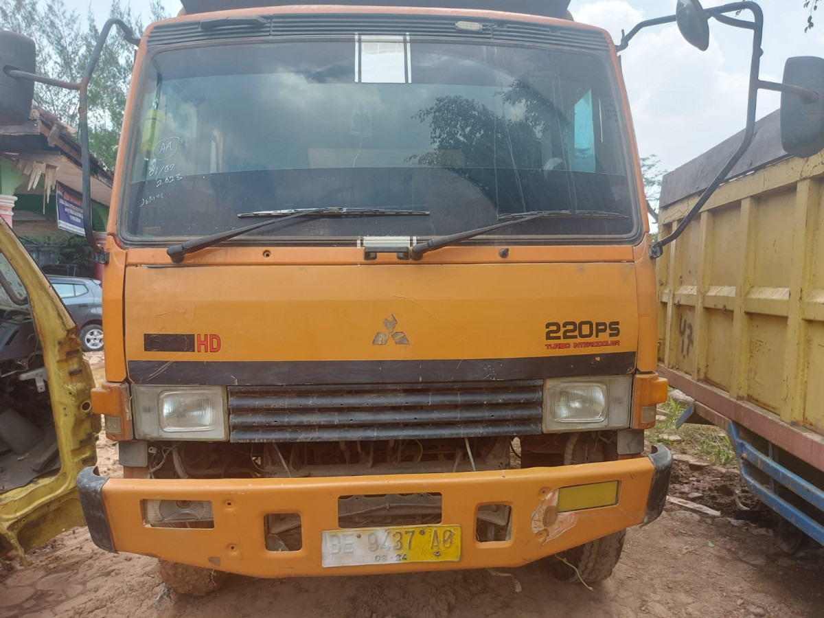 MITSUBISHI FN 527