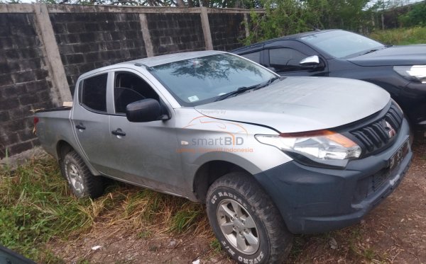 MITSUBISHI TRITON DCHDX4X4