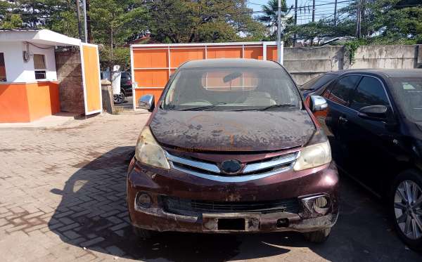 TOYOTA AVANZA