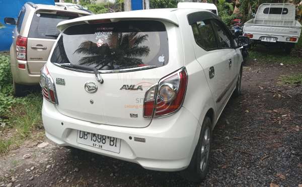 DAIHATSU AYLA 1.0 X
