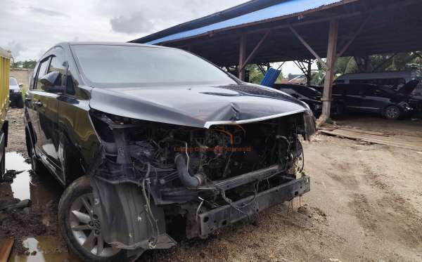 TOYOTA INNOVA G DIESEL