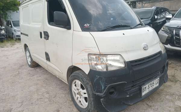 DAIHATSU GRAN MAX BLIND VAN