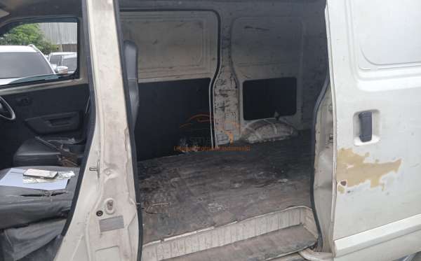 DAIHATSU GRAN MAX BLIND VAN