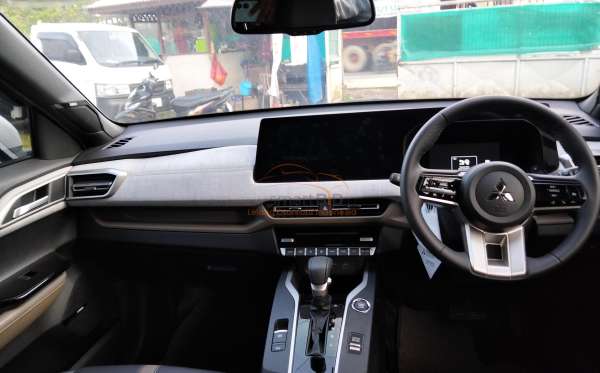 MITSUBISHI XFORCE ULTIMATE 1.5L 4X2 CVT