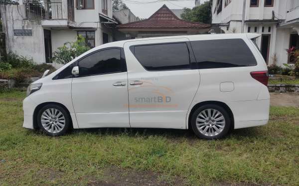 TOYOTA ALPHARD 2.4