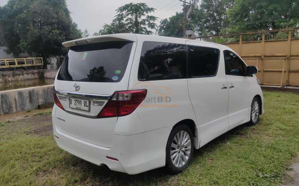 TOYOTA ALPHARD 2.4