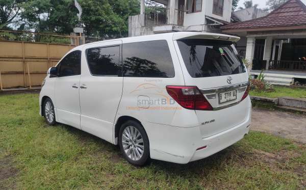 TOYOTA ALPHARD 2.4