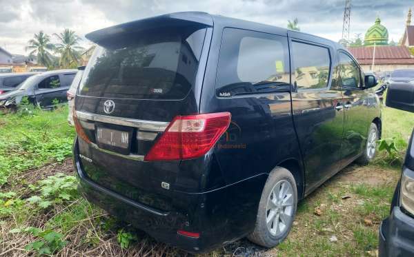 TOYOTA ALPHARD 2.4