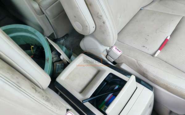 TOYOTA ALPHARD 2.4