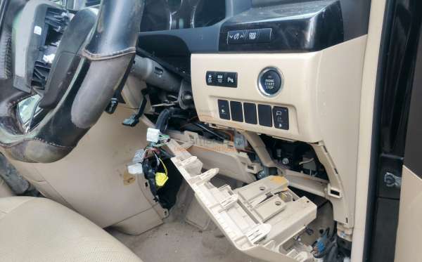 TOYOTA ALPHARD 2.4