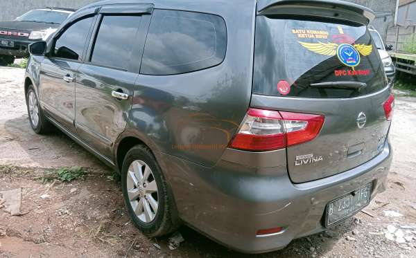 NISSAN GRAND LIVINA XV