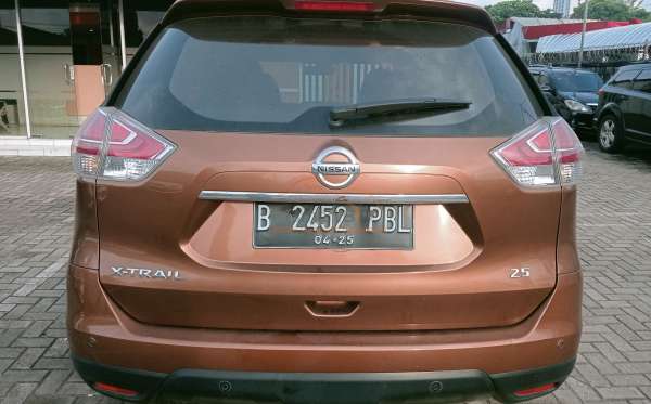 NISSAN X TRAIL 2.5