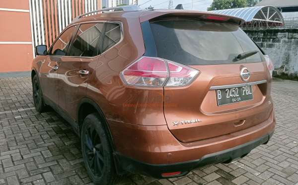 NISSAN X TRAIL 2.5