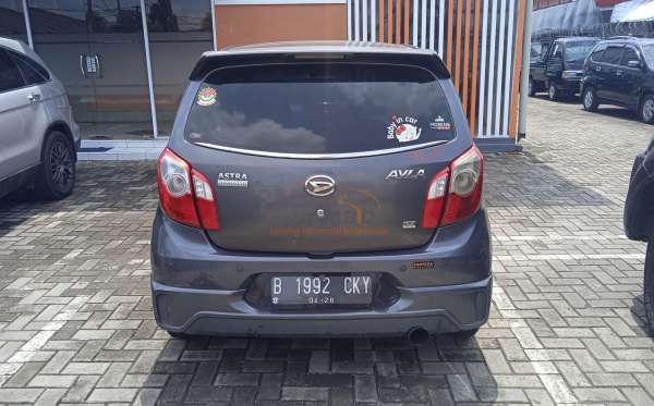 DAIHATSU AYLA M MT