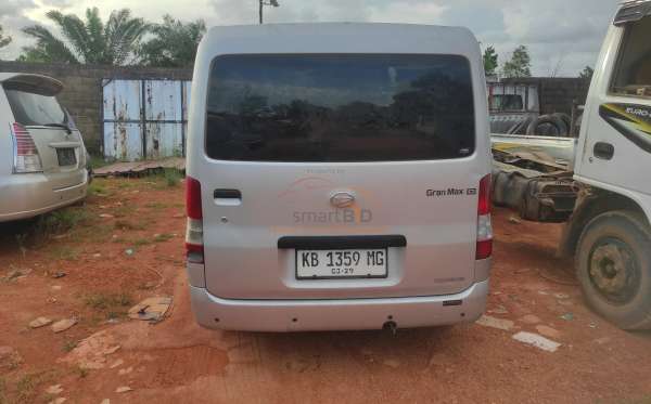 DAIHATSU  GRAN MAX