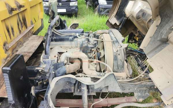 MITSUBISHI CANTER FE 84