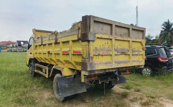 MITSUBISHI CANTER FE 84