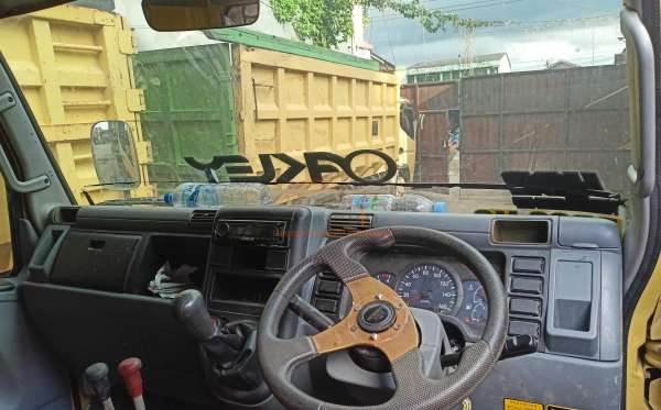 MITSUBISHI CANTER FE 75