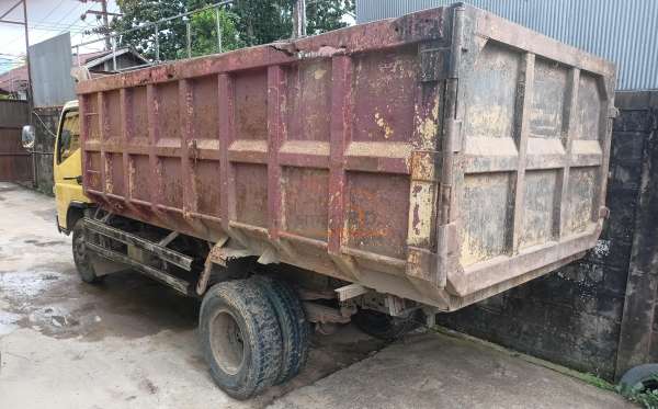 MITSUBISHI CANTER FE 75