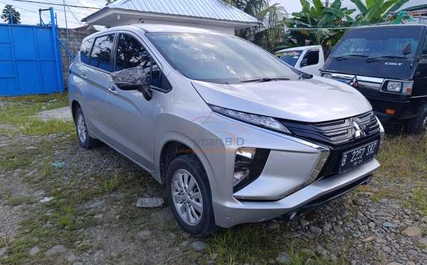 MITSUBISHI XPANDER GLS