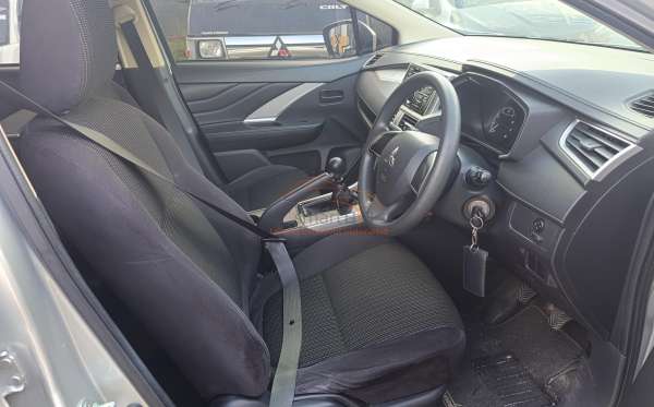 MITSUBISHI XPANDER GLS