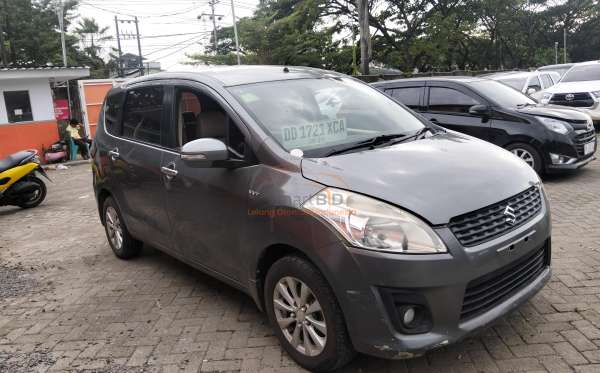 SUZUKI ERTIGA