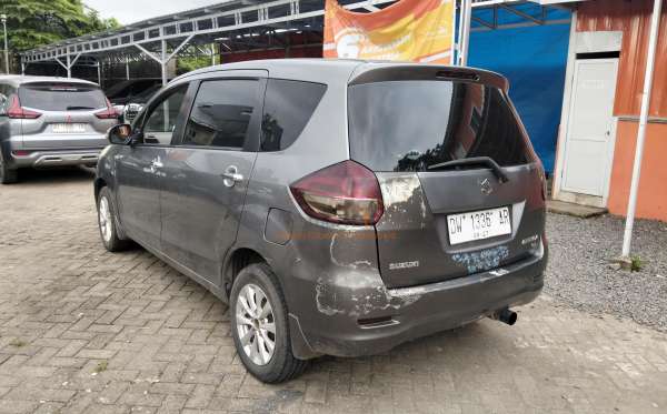 SUZUKI ERTIGA