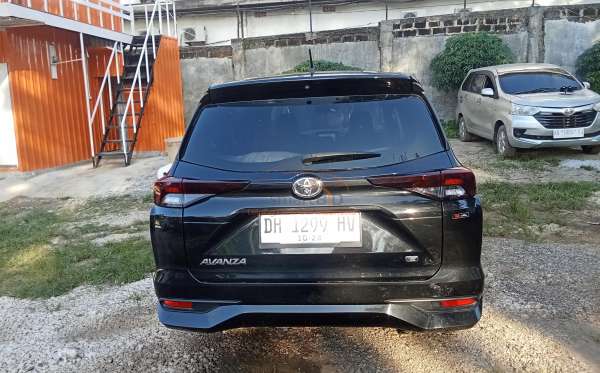 TOYOTA AVANZA 1.3 E