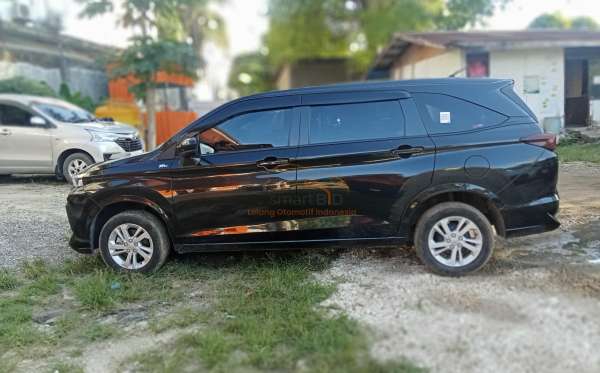 TOYOTA AVANZA 1.3 E