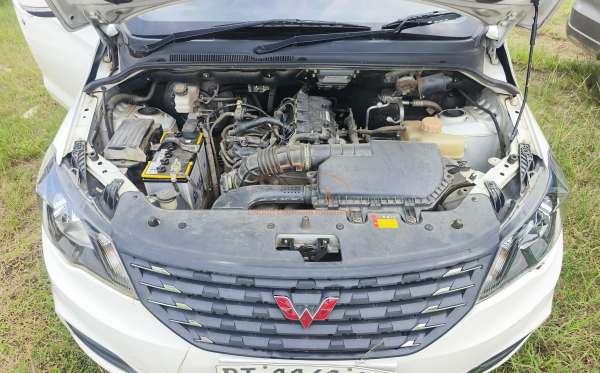 WULING CONFERO