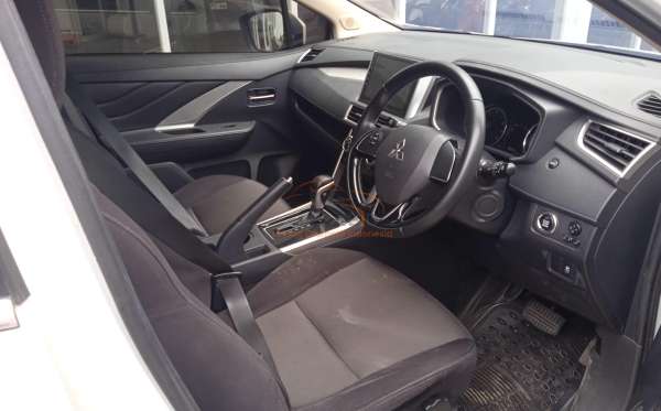 MITSUBISHI XPANDER 1.5L