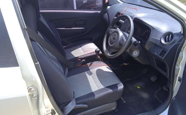 DAIHATSU AYLA 1.0D