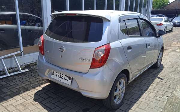DAIHATSU AYLA 1.0D