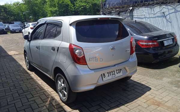 DAIHATSU AYLA 1.0D
