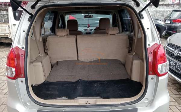 SUZUKI ERTIGA SDX
