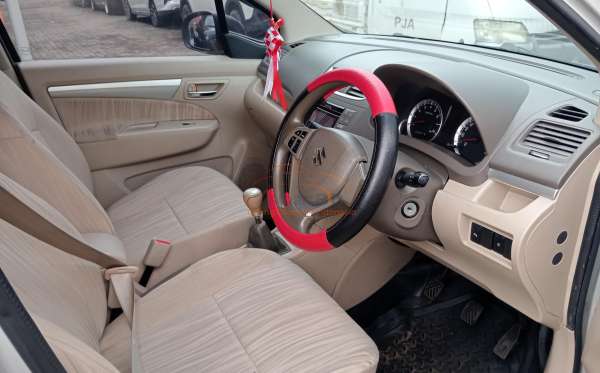 SUZUKI ERTIGA SDX
