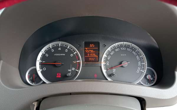SUZUKI ERTIGA SDX