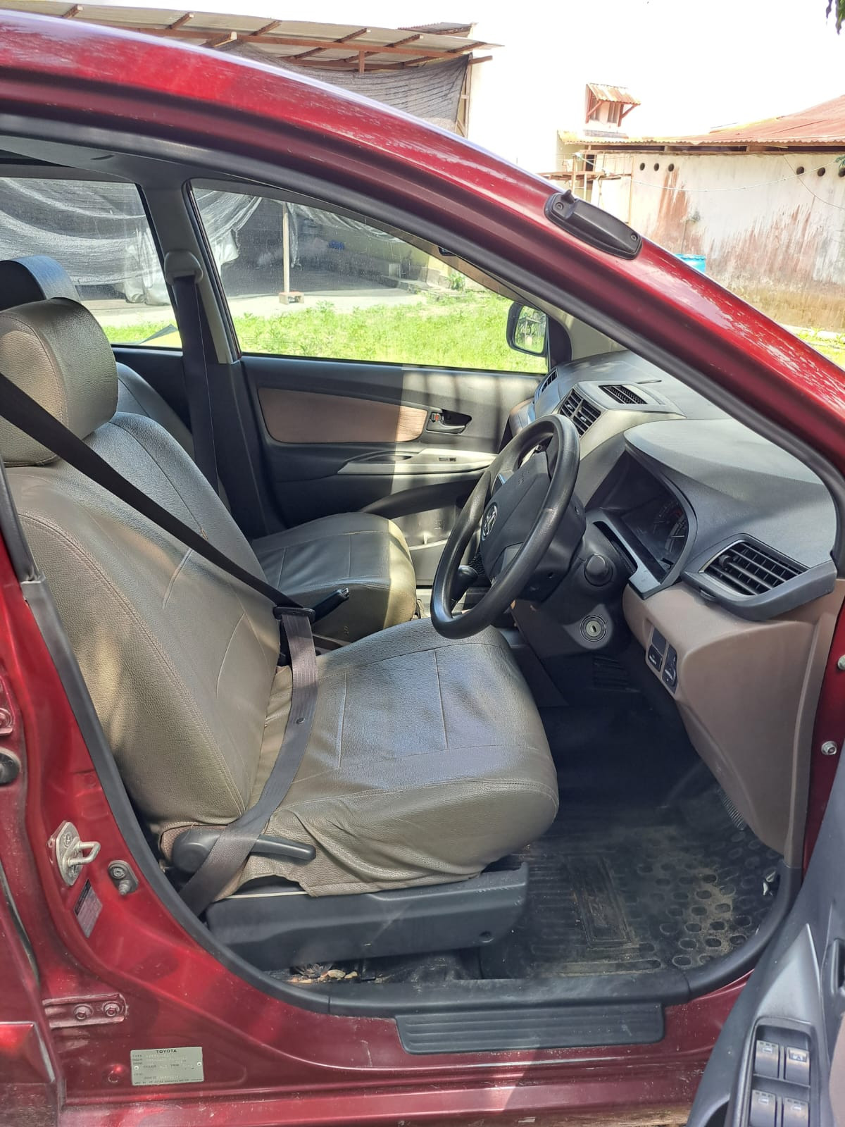 TOYOTA  AVANZA  1.3 G