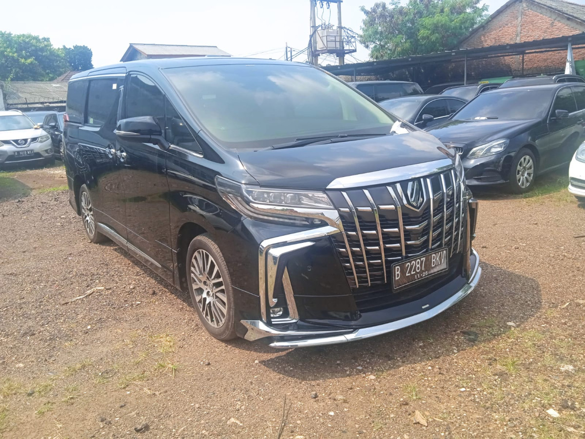 TOYOTA ALPHARD 2.5
