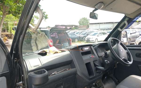DAIHATSU GRAN MAX
