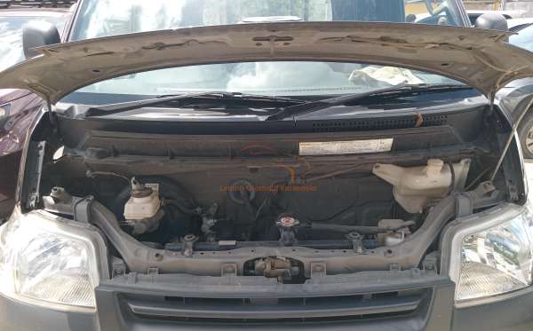 DAIHATSU GRAN MAX