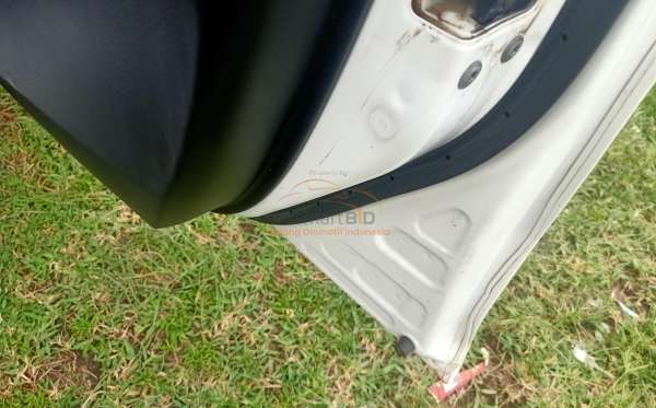 DAIHATSU SIGRA R