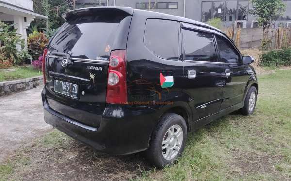 DAIHATSU XENIA