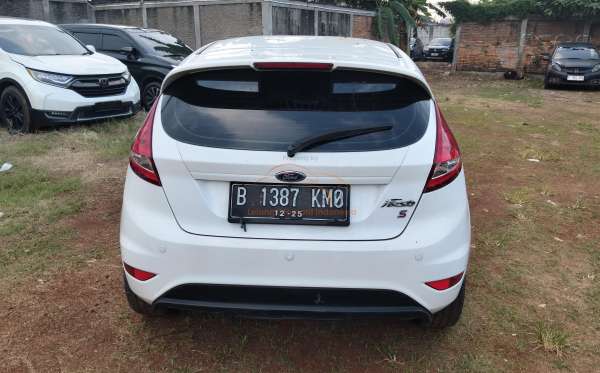 FORD FIESTA1.6L AT S