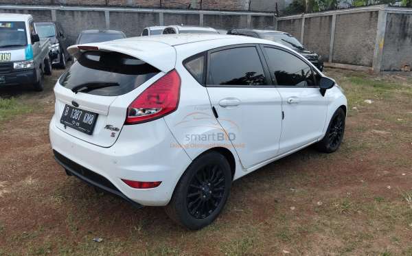 FORD FIESTA1.6L AT S