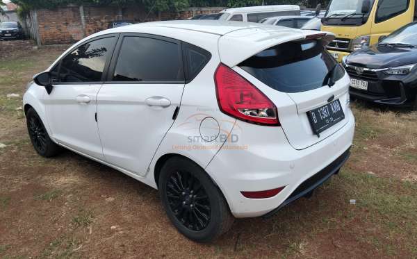 FORD FIESTA1.6L AT S